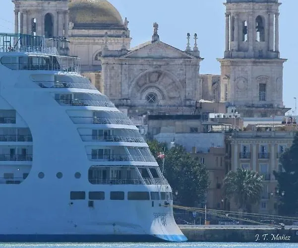 Loft Puerto De Gades * Καντίζ